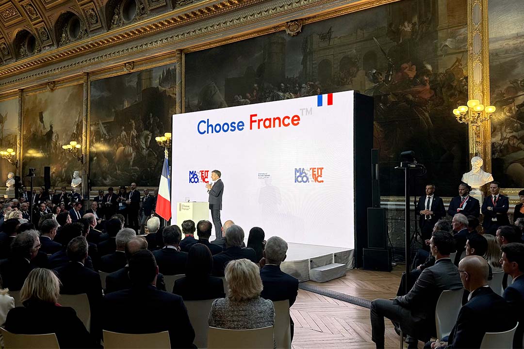 Emmanuel Macron qui parle lors du sommet Choose France, le 13 mai 2024.